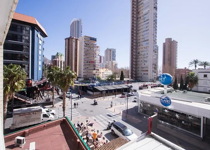 Near - Niza 2b Benidorm