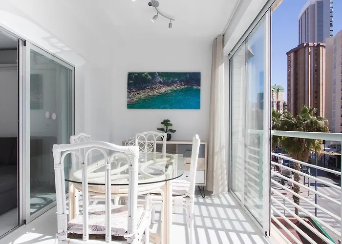 Near - Niza 2b Benidorm